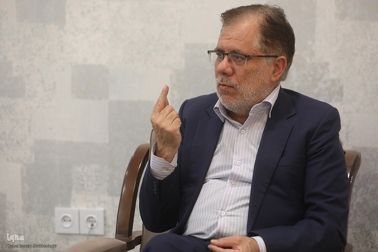 محمود حکمت نیا