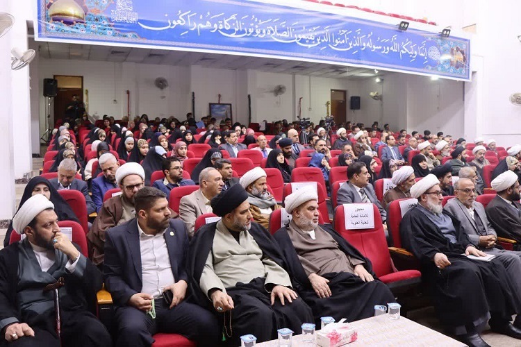 ارسال/  همایش بین‌المللی اندیشه‌های علامه بهابادی یزدی برگزار شد 