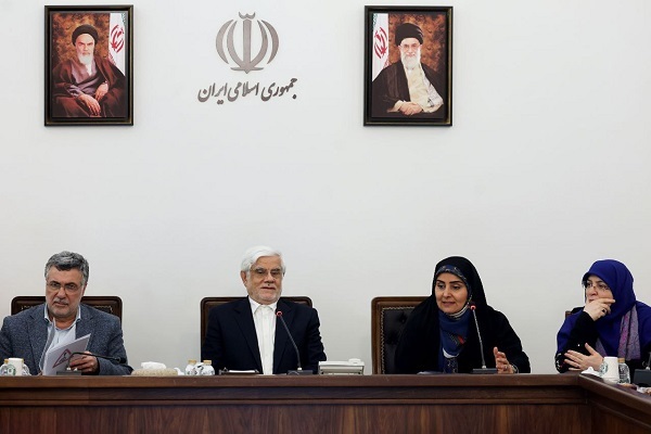 محمدرضا عارف نباید در رفع نواقص جادههمحمدرضا عارفای بین شهری کوتاهی شود