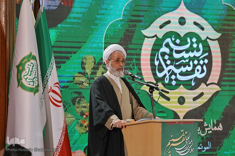 از «تسنیم» گویاترین و معتبرترین تفسیر تشیع تا تجلی الهی دانستن طبیعت توسط اسلام از «تسنیم» گویاترین و معتبرترین تفسیر تشیع تا تجلی الهی دانستن طبیعت توسط اسلام