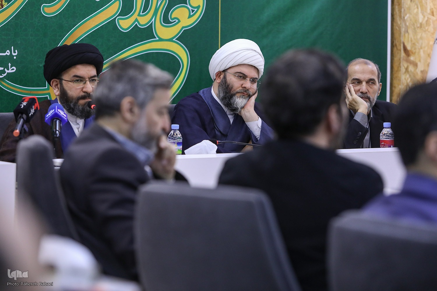 نشست هم اندیشی