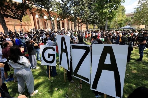 گزارش/ خیزش دانشجویی در غرب راه را برای نظام جهانی عادلانهتر هموار میکند گزارش/ خیزش دانشجویی در غرب راه را برای نظام جهانی عادلانهتر هموار میکند