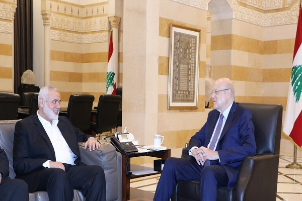 از تعطیلی دفاتر آنروا در قدس تا درخواست حماس برای حمایت از اسیران فلسطینی