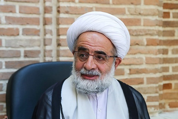 منظومه فکری رهبر انقلاب و آثار جدید آیت‌الله تحریری به نمایشگاه کتاب رسید