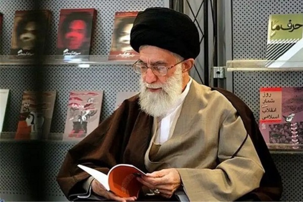 دوشنبه 24 اردیبهشت/// به گفته آقا زندگی همسران شهدا کمتر از فیض شهادت نیست