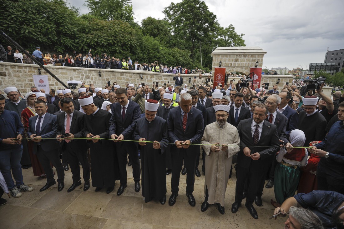 مسجد «آرنائودیه» بوسنی بازگشایی شد