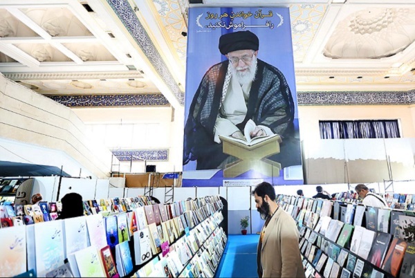 «ترویج علم» و «توسعه اندیشه»؛ دو بال پرواز جهاد دانشگاهی به سمت قله افتخار