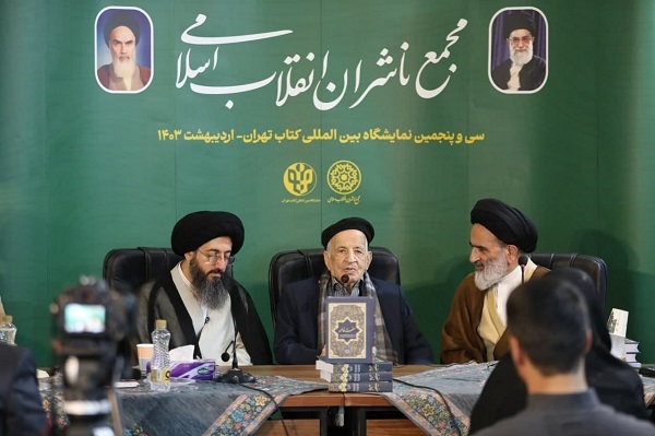 «ترویج علم» و «توسعه اندیشه»؛ دو بال پرواز جهاد دانشگاهی به سمت قله افتخار