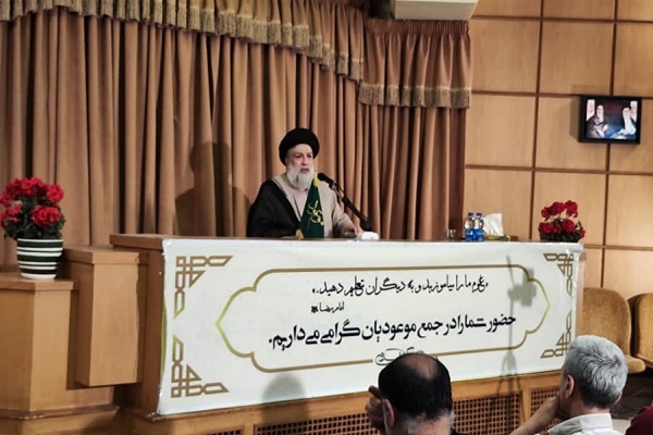 طوری عمل کنید که از طرف امام زمان(عج) برای شما نامه بفرستند