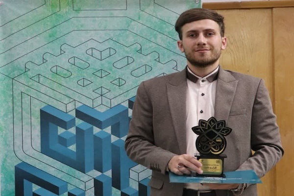 دستاوردهای رشته مداحی در یک جشنوار قرآنی / مداحیِ مستند اولین انتظار از ذاکرین دانشجو دستاوردهای رشته مداحی در یک جشنوار قرآنی / مداحیِ مستند اولین انتظار از ذاکرین دانشجو