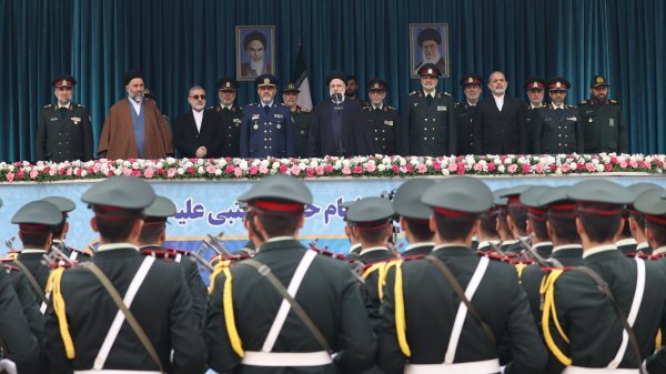 مروری بر مواضع شهید آیت الله رئیسی درباره جنگ غزه و محور مقاومت مروری بر مواضع شهید آیت الله رئیسی درباره جنگ غزه و محور مقاومت