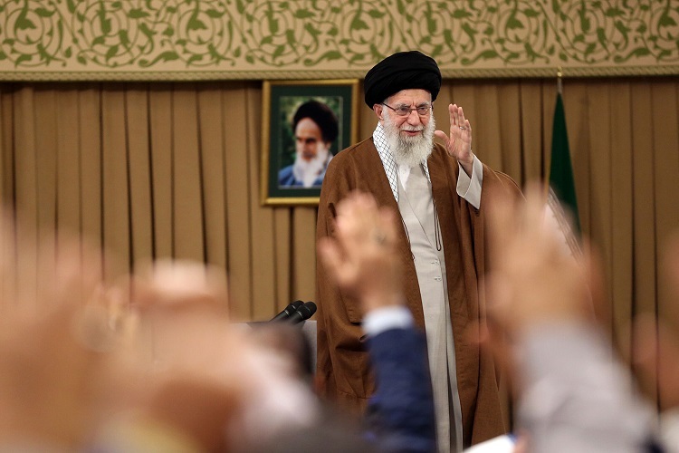 دیدار جمعی از کارگران با رهبر انقلاب