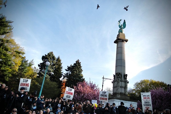 گسترش اعتراضات علیه رژیم صهیونیستی در دانشگاههای آمریکا + عکس گسترش اعتراضات علیه رژیم صهیونیستی در دانشگاههای آمریکا + عکس