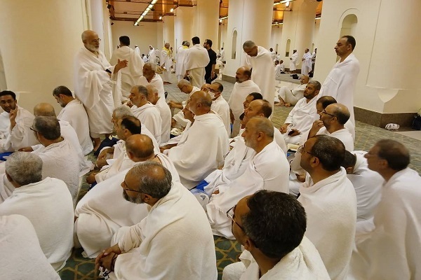 مُحرم‌ شدن زائران در مسجد شجره + فیلم و عکس