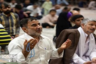 عکس | آغاز جشن‌های دهه امامت و ولایت در حرم مطهر بانوی کرامت