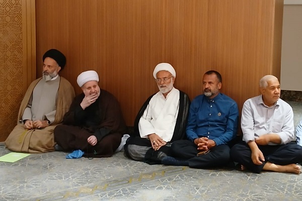 برپایی مراسم پرفیض دعای کمیل در مکه + فیلم و عکس