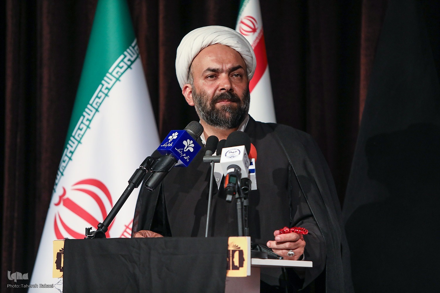 کار برای رضای خدا از ویژگیهای بارز شهید آیتالله رئیسی بود کار برای رضای خدا از ویژگیهای بارز شهید آیتالله رئیسی بود