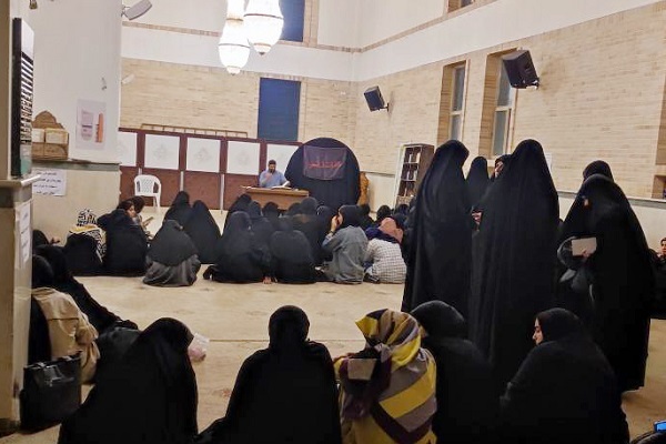 برگزاری کرسی تلاوت و تدبر قرآن در دانشگاه الزهرا(س) + صوت