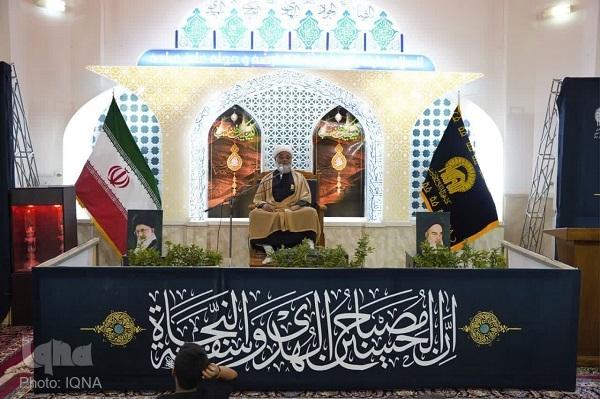 برگزاری مراسم «حی علی العزا» ویژه زائران غیرایرانی حرم رضوی