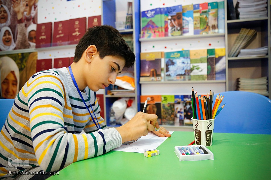 دلیل چالش‌های روانشناختی نوجوانان چیست؟