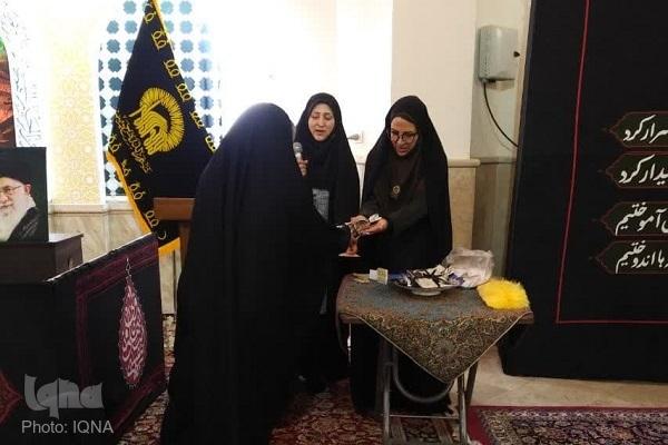 حماسه سرایی عاشورایی بانوان اردو زبان در حرم مطهر رضوی