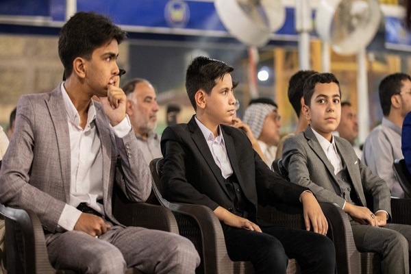 آغاز فعالیت محفل بین المللی قرآنی نوجوان در کربلا + عکس