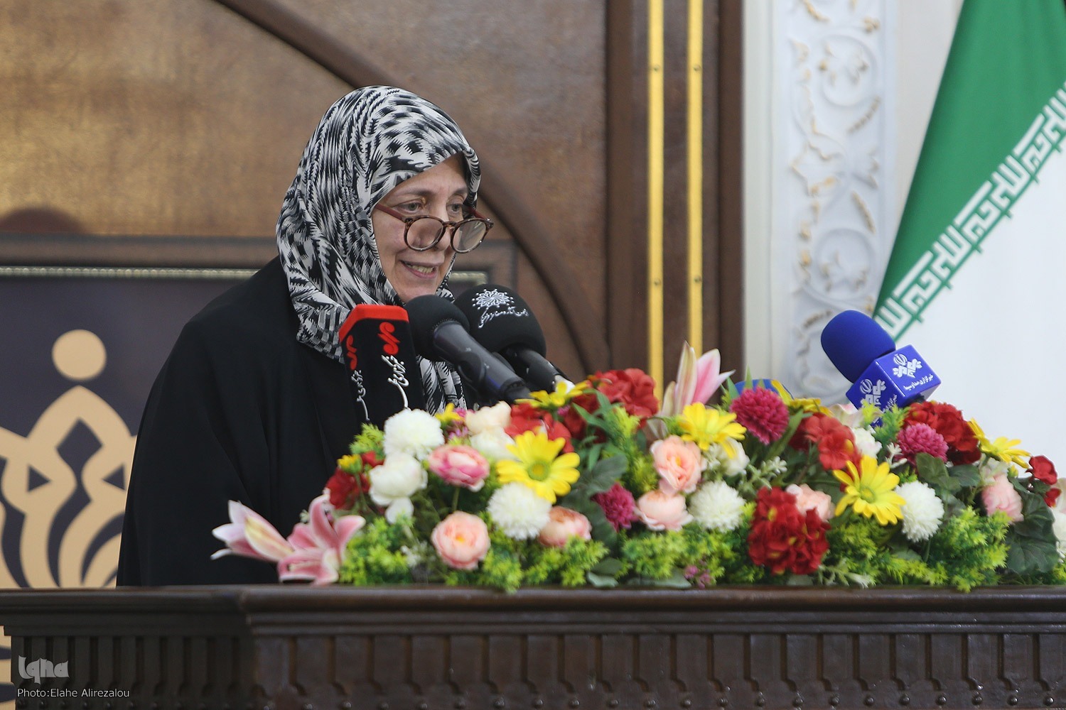 عالم ربانی اموری به ما می‌آموزد که نه نوشتی است و نه گفتنی