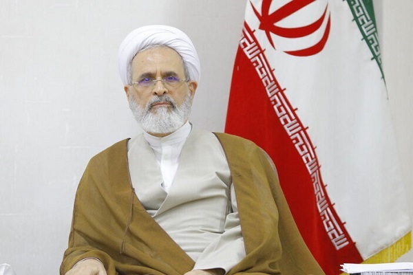 ارسال/ خداقوت آیت‌الله اعرافی به خبرنگاران