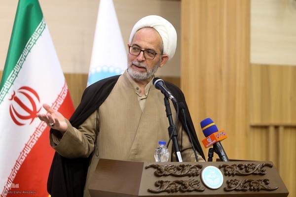 قرآن بزرگترین دست‌نویس تمدن ایران است