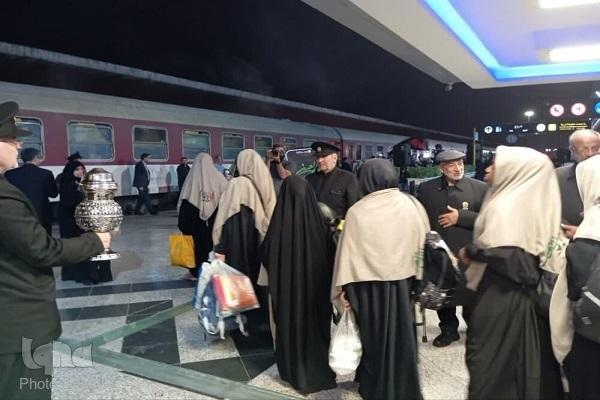 قریب به ۳۰۰ طلبه خواهر غیرایرانی عازم عتبات عالیات شدند