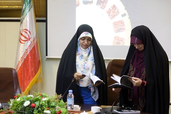 تکمیل نشده//// «دورت بگردم» چگونه و چرا متولد شد/ راز سر به مهر سفرنامه‌های حج به قلم زنان با مردان + صوت