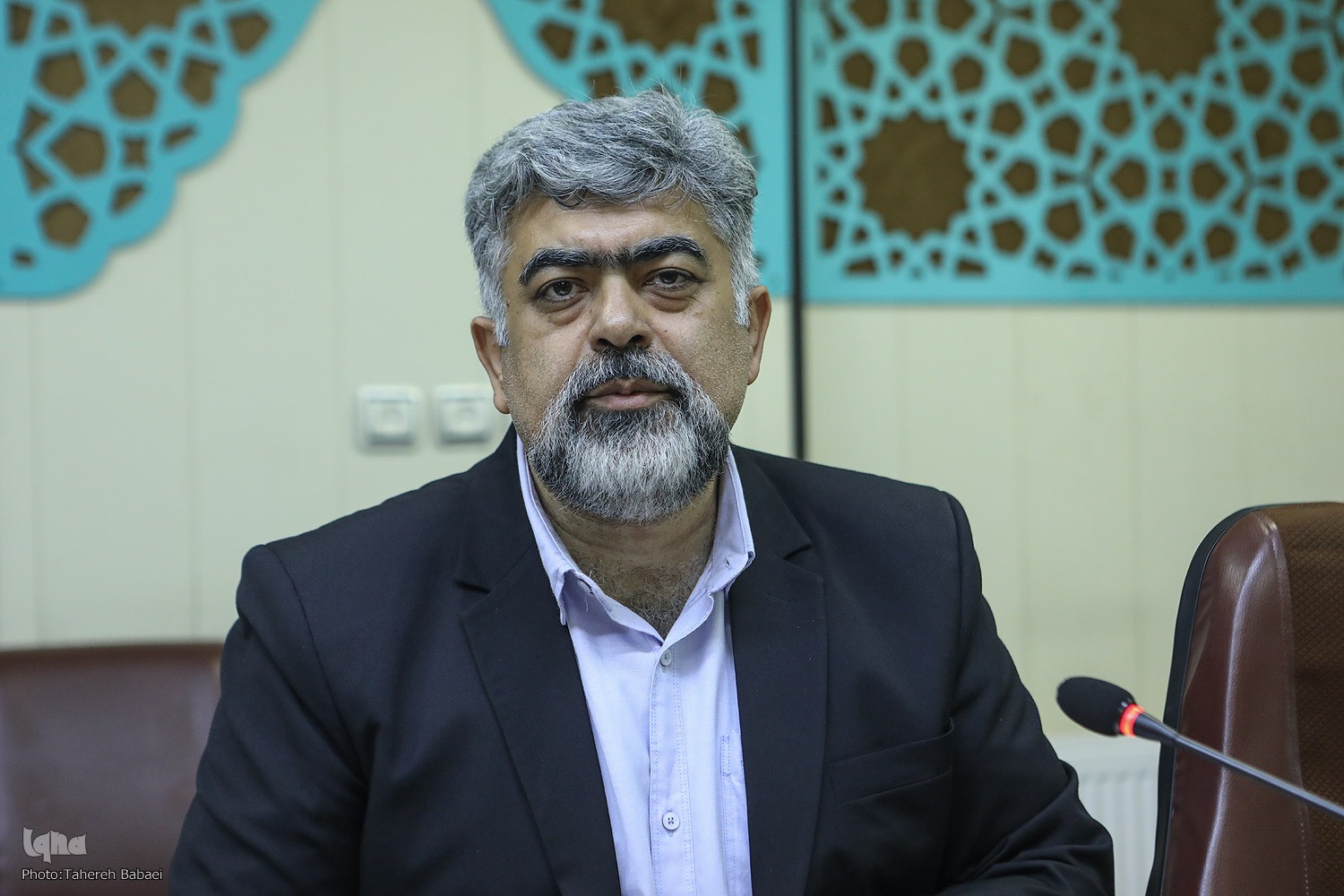 ارتقا سواد فضای مجازی؛ با توصیه یا صبوری