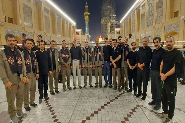 محفل قرآنی دارالنعیم در مزار شهید ابومهدی المهندس محفل قرآنی دارالنعیم در مزار شهید ابومهدی المهندس