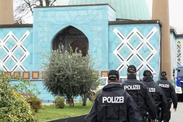 ارسال/ حمله پلیس آلمان به مراکز اسلامی هامبورگ خلاف آزادی‌های مذهبی است