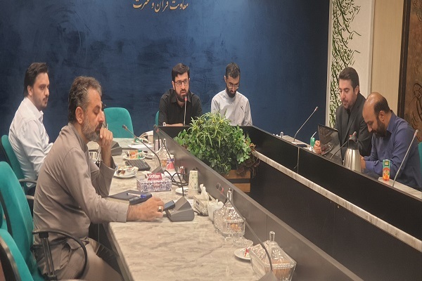 آغاز به کار طرح 40 هزار حافظ قرآن به پاس آرمان 40 هزار شهید + عکس آغاز به کار طرح 40 هزار حافظ قرآن به پاس آرمان 40 هزار شهید + عکس