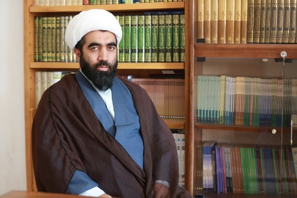 حجتالاسلام اکبری شاهرودی حجتالاسلام اکبری شاهرودی