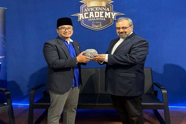 طرح پیشنهاد نامگذاری روز ولادت ابوعلی سینا به نام «روز طب اسلامی» در مالزی