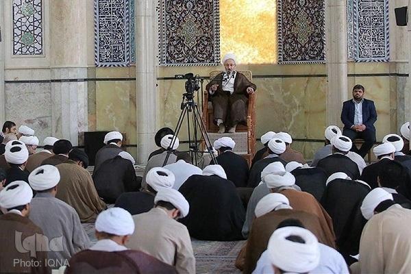 آغاز درس اصول فقه آیت‌الله سبحانی از ۱۸ شهریور