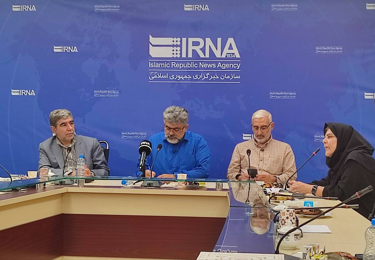 آیا فضای مجازی تقویت کننده فرهنگ ایرانی است؟