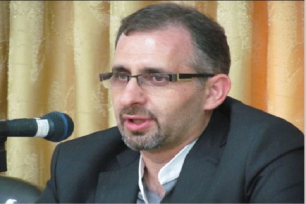 حسن اکبری بیرق