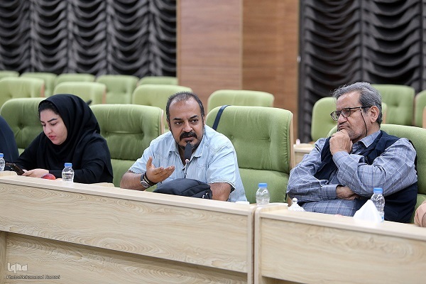 دفاع مقدس قله رفیع تاریخ ایران و سیمای زمینی آیات الهی است