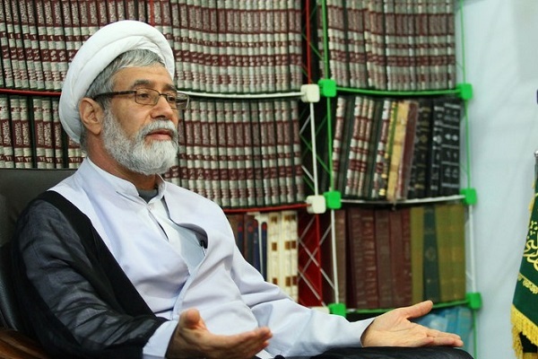 حجت‌الاسلام علی نقی فقیهی، دانشیار علوم تربیتی دانشگاه قم