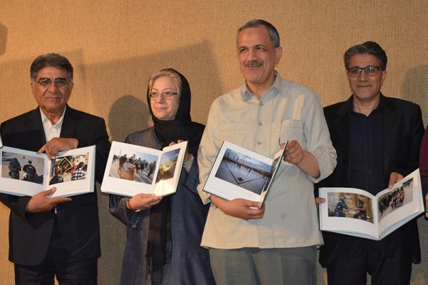 جهت انتشار برای شنبه//// حضور پُرشور زانران ایرانی اثبات عدم واهمه از داعش بود / جنجال عکسی داشت به نام «رویترز» تمام می‌شد + صوت