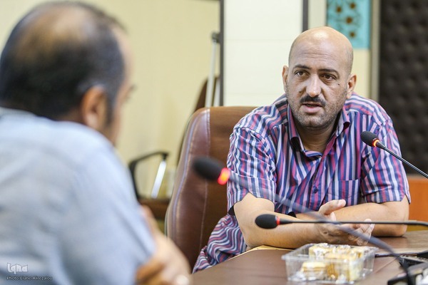 ساده‌نویسی موهبت زیبایی است که خود را از آن در ادبیات دینی محروم کرده‌ایم/ اشتباه استراتژیک در میراث زبان فارسی + فیلم ///// یا صحبت از امام حسین(ع) برای امروز نیازمند بازگشت به 1000 سال پیش ندارد/ زبان فارسی امروز میراث بزرگ سعدی است نه جلال + فیلم