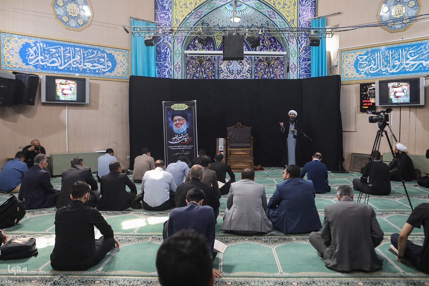 کرسی تلاوت و تدبر در دانشگاه امیرکبیر برگزار شد کرسی تلاوت و تدبر در دانشگاه امیرکبیر برگزار شد