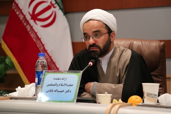 حجت‌الاسلام والمسلمین حبیب‌الله بابایی، دانشیار و عضو هیئت علمی پژوهشگاه فرهنگ و علوم اسلامی