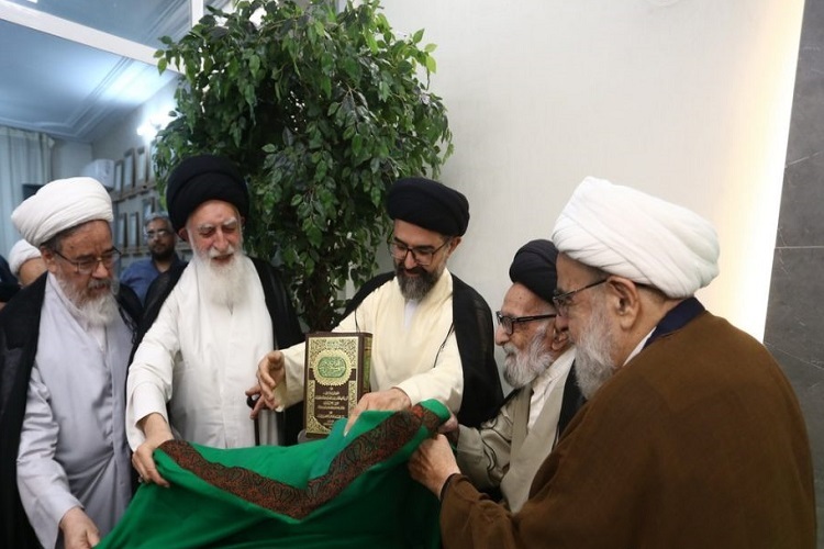 ارسال/ کتاب«کلمات سید العرب؛ أبی الحسن علی بن أبی طالب(ع) رونمایی شد