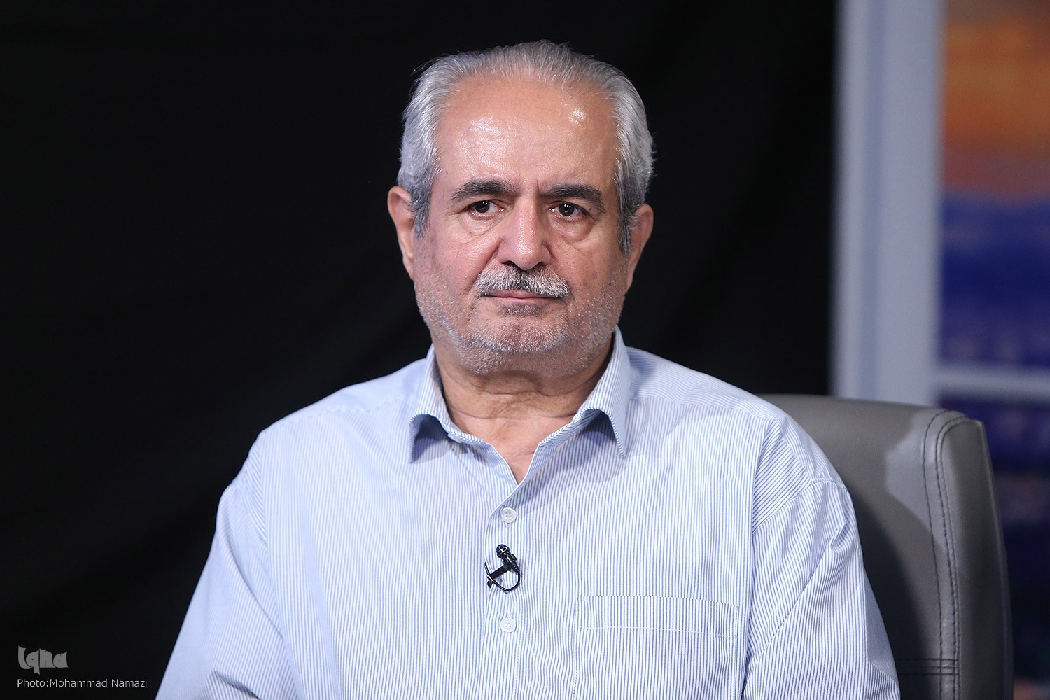 13 نفری که پشت یک تیر ایستادند+ فیلم