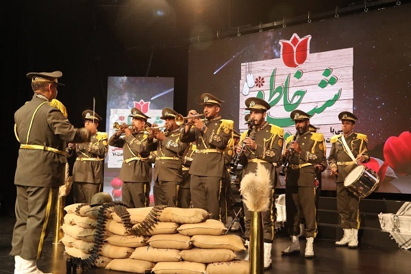 نقش هوانیروز در انقلاب و بیعت با امام راحل(ره) باید تبیین شود