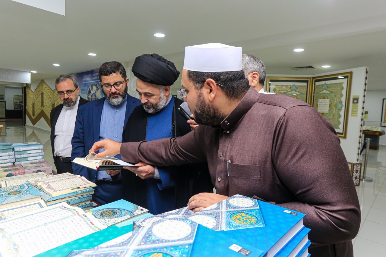 طرح پیشنهادی تأسیس پارلمان قرآنی جهان اسلام بررسی شد// اماده طرح پیشنهادی تأسیس پارلمان قرآنی جهان اسلام بررسی شد// اماده